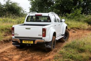 Arctic Trucks Isuzu D-Max AT35 Double Cab 2016 года  (UK)
